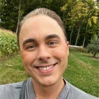 Shane Cross's Instagram, Twitter & Facebook