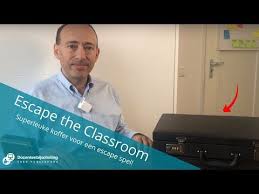 Escape The Classroom Superleuke Koffer Voor Een Escape Spel Youtube Spel Speelplaatsen Spelletjes