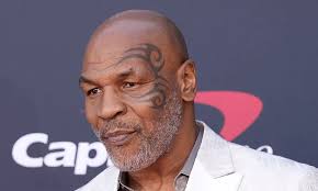 Tyson Disapproves Of Crawford Fighting Canelo