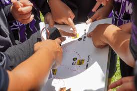 Outbound di Malam Hari: Pengalaman Unik Bikin Tim Perusahaan Makin Solid