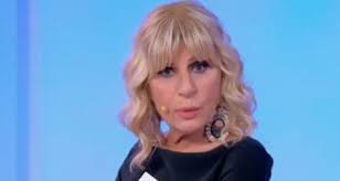 Anticipazioni trono over UOMINI E DONNE: MARCO bacia GEMMA ma...