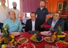 Çakıcı'nın adamları, 30 mayıs 1995'te cankurtaran holding başkanı emin cankurtaran'ı silahla yaraladı. Alaattin Cakici Adana Da Sirin Aksoy U Ziyaret Etti