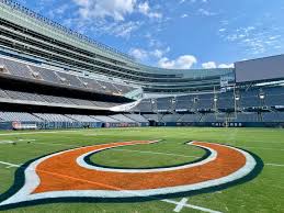 The Chicago Bears are back at home this Sunday night! 🐻⬇️