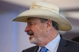 THANK YOU MAYOR LEESER FOR FIXING JOYCE WILSON'S MESS!** According to Adam  Powell of the El Paso Times, "former City Manager Joyce Wilson left the  city with only a nine-day fund
