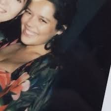 Becky Waddell's Instagram, Twitter & Facebook