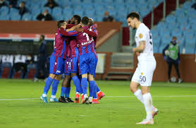 Son dakika trabzonspor haberlerini buradan takip edebilirsiniz. Trabzonspor Thumps Lowly Ankaragucu In Turkish Super Lig Daily Sabah