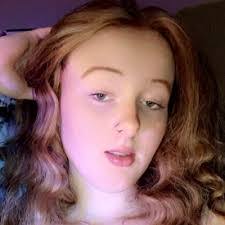 Hannah Tedder's Instagram, Twitter & Facebook