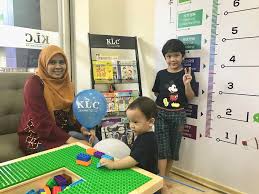 Ingat yang mereka ini moody, cepat lupa, mudah bosan dan. Suka Sangat Khair Belajar Bahasa Inggeris Di Klc Puchong Hafiz Rahim