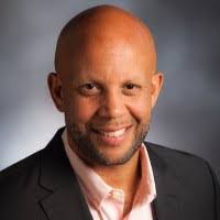 Deanna Clarance's Instagram, Twitter & Facebook