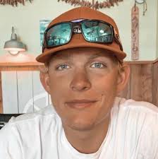 Lauren Keesling and Logan Pearson's Wedding Website