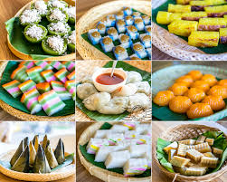 If you look for a place to really feel nostalgic this is the one. Best Nyonya Kuih In Penang Food Decoration Peranakan Food Asian Desserts