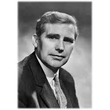 William Howlett's Instagram, Twitter & Facebook