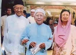 Razlan mohamed hanafiah's best boards. From Village Boy To Pioneer Technocrat Pressreader