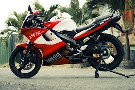 Bawak moto laju laju sampai separuh mati, akhirnya menjadi suami kepada ustazah. Yamaha Tzm 150 2000 Yamaha Yamaha Rxz Bike