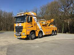 Mb Tow Barrault France 86 Franciya 86 Tow Truck Mercedes Benz Trucks Trucks
