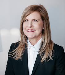 Paula Dowd's Instagram, Twitter & Facebook