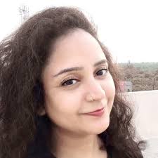 Winging it in style, louder and prouder together! Because birds of a  feather get jiggy together 🤣🤪! Prompt in the comments