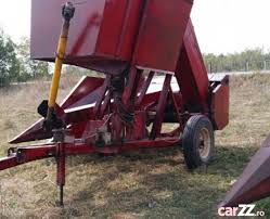 2,4 ha dintre care cca 1 ha padure si 2000 mp intravilan, restul extravilan faneata. Culegatoare Porumb 1 Rand Zmaj 214 2 599 Eur Carzz Ro