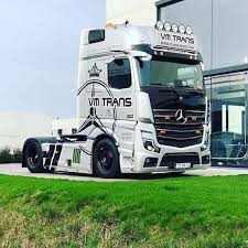 Pin Von Saad Ashraf Auf Mercedes Benz In 2020 Mercedes Lkw Lkw Mb Truck