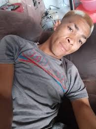 Janet Jackson vs. Whitney Houston in tonight's battle of the old school.  Who has your vote?