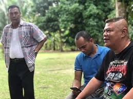 Kepala bergetar cik reen encik ngok ngek. Tonton Telefilem Hantu Raya Balik Kampung Tv3