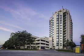 Only a few minutes walking to the two famous shopping malls gurney plaza and gurney paragon. 65 Ellen St Marina Bay Condominiums Condos Ca