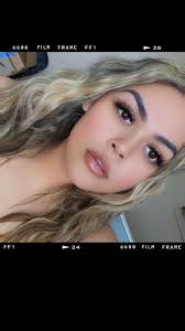 Professional zipper and button repair service?