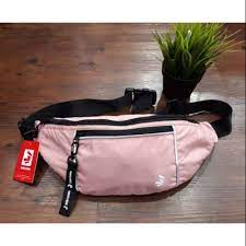 Model tas dan dompet branded terbaru merupakan kumpulan dari model tas dan dompet berbagai merek. Harga 3 Second Wanita Original Terbaru Mei 2021 Biggo Indonesia