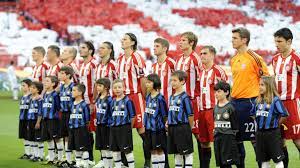 The match was played at the national stadium in tokyo and was contested by seongnam ilhwa chunma of south korea and zob. Hymne Der Uefa Champions League Uefa Champions League Uefa Com