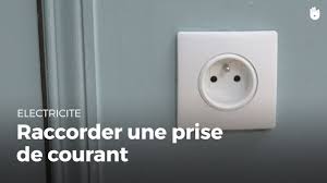 Comment Raccorder Une Prise De Courant Electricite Youtube
