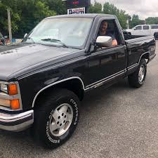 Image result for Maroon 1989 UMM