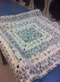 Pattern Is From The Middle Made With Bernat Baby Blanket Super Bulky Yarn Crochet Hoo Bulky Yarn Crochet Bernat Baby Blanket Yarn Bernat Blanket Yarn Patterns