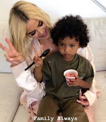 Khloe kardashian's mommy 101 moments khloe added, it's just crazy what everyone is dealing with! Kardashian Jenner Kids Fanpage No Instagram Auntie Koko And Saint Jenner Kids Kardashian Kids Kim Kardashian Pregnant