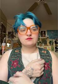 Blue Haired Girl Covering Bob Dylan