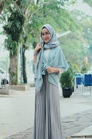 Namun, komposisi warna hijau dalam campuran lebih banyak daripada biru sehingga mengakibatkan hasil akhirnya lebih cenderung menyerupai hijau. Mint Sampai Pastel Yuk Lihat Inspirasi Perpaduan Warna Hijau Pada Hijabmu