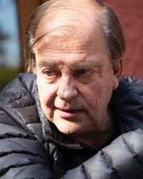 Francisco Vidal: P0litic4, Rating y “La cueca en pelotas”. En su  extraordinario cuento “Funes el memorioso”, Borges relata la historia de un  hombre condenado a recordar incluso por sobre el límite de