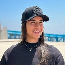 Danielle Trimmer's Instagram, Twitter & Facebook