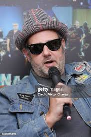 20 Photos & High Res Pictures