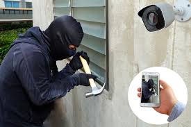 Ihr zuhause rundum abgesichert verlässlich günstig erstklassige leistungen jetzt informieren! Einbruchschutz An Fenster Turen Tipps Zur Sicherheit Im Haus