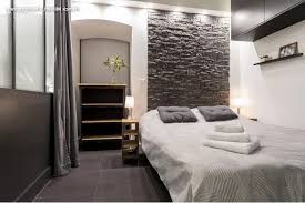 Les stickers représentent une solution idéale pour éviter les compositions personnelles si tant est que l'on n'a pas l'âme d'un artiste. Diy Faire Une Tete De Lit Soi Meme 31 Idees Et Inspiration En Photos