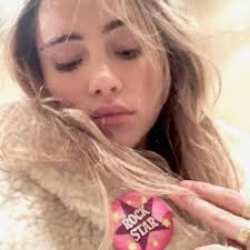 Josie Simpson (josiesimpson3)