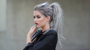 It adds a little touch of wisdom to your image while allowing you to look younger or older depending on the situation. Silver Hair Dye 30 Gorgeous Silver Hair Dye Looks