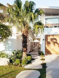Kyal And Kara Blue Lagoon Gallery Globewest In 2020 Beach House Design Kyal And Kara Small Beach Houses
