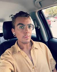 We've come a long way from head shaving breakdown to weight gain during  COVID era to NOW. ( '18, '20, now, now. )