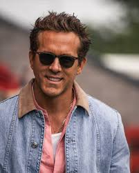 Wishing @vancityreynolds a very happy birthday 😄 🔴⚪️ #WxmAFC