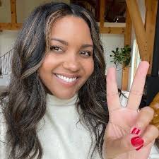 Francis joining Canadian Biz to write column