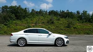 Whichever engine suits you and plus, with a third set of controls in the back, your rear passengers can even set their own temperature too. Review Volkswagen Passat R Line Very Nearly Perfect