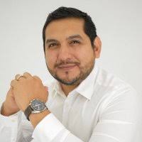 Aaron Rosado (@aaronrocas)