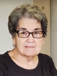 Kim Levasseur's Instagram, Twitter & Facebook