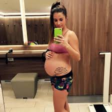Sarah lombardi 27 hat ihrem kleinen bruder gianluca engels eine niedliche geburtstags nachricht vi.mp3. Sarah Und Pietro Lombardi Gibt Es Bald Tierischen Nachwuchs Bravo